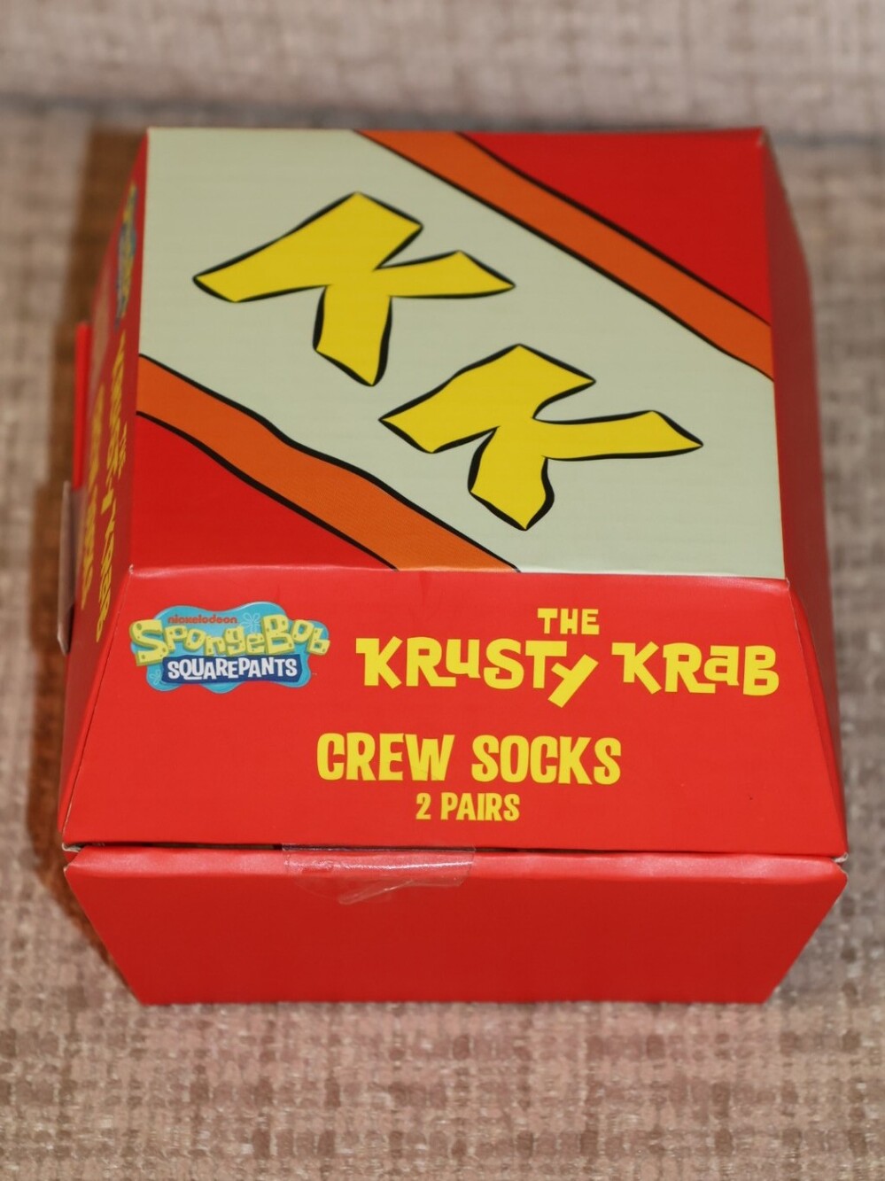 Official SpongeBob SquarePants Krusty Krab 2 Pair Crew Socks In Novelty Box. NWT